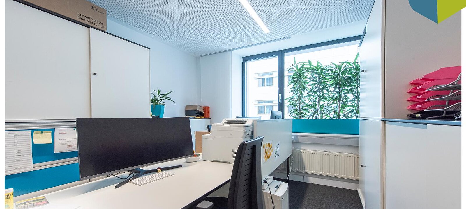 2 Arbeitsplätze 2 Arbeitsplätze
