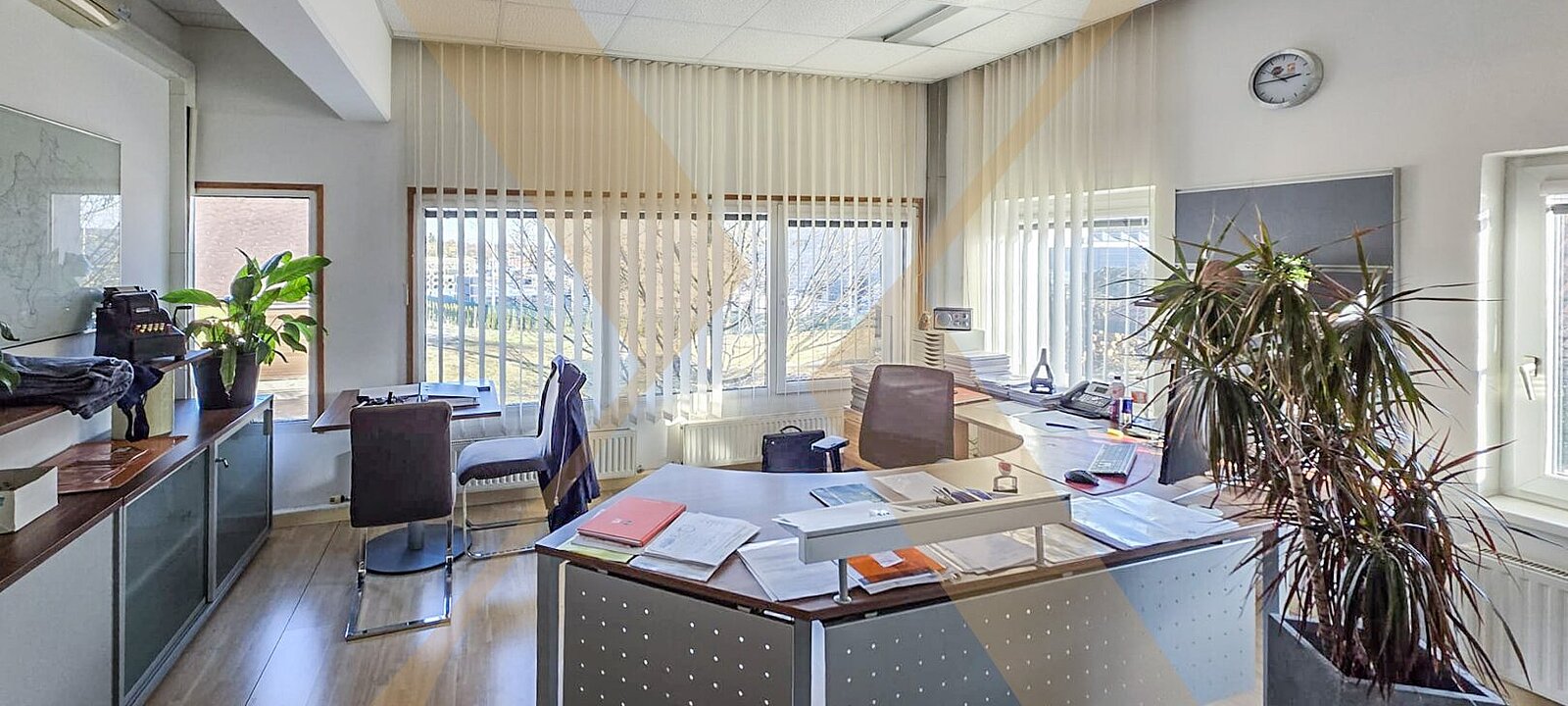 Büro I