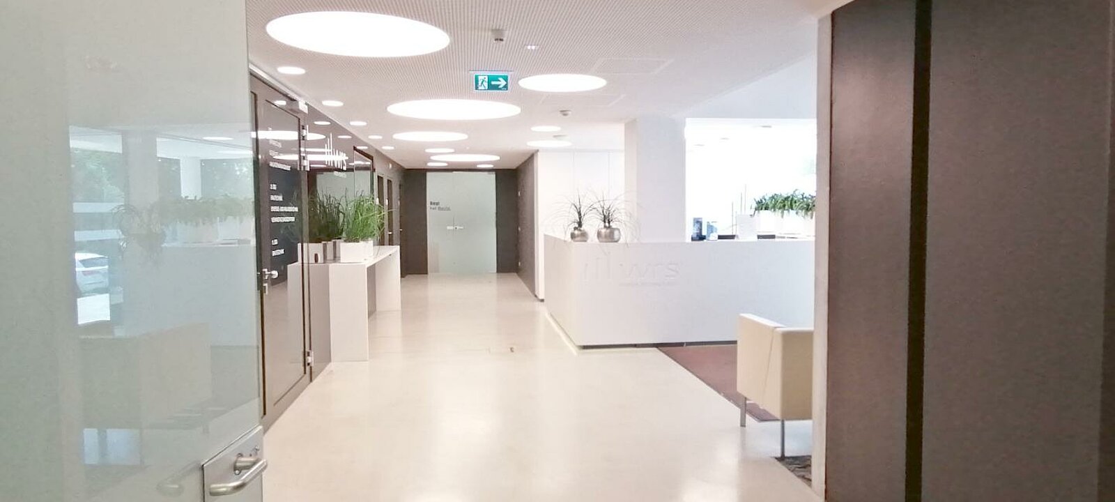 Ausgang Büro Richtung Foyer