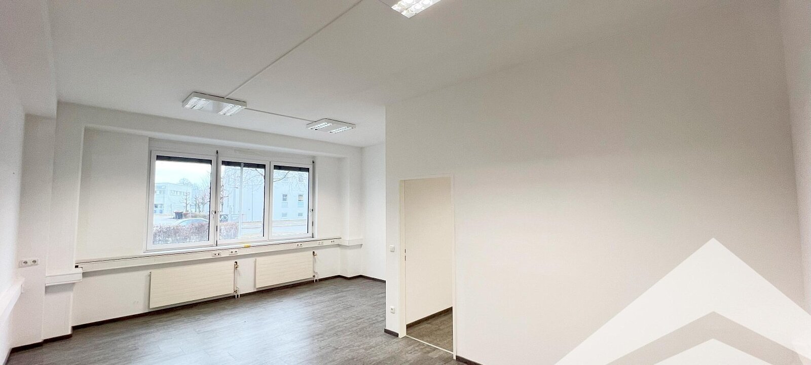 Büro mit Besprechungsecke Büro mit Besprechungsecke