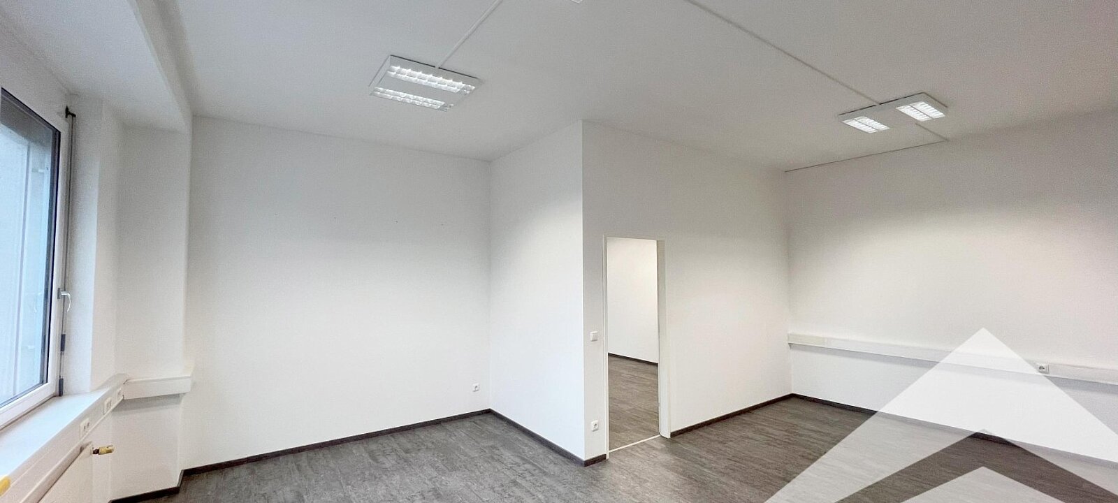 Büro mit Besprechungsecke Büro mit Besprechungsecke