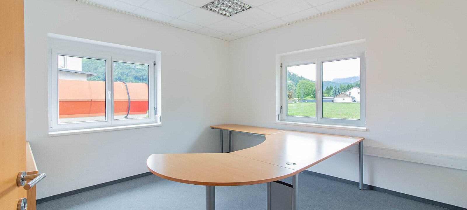flexible Büroflächen von ca. 10 m² bis 116 m² flexible Büroflächen von ca. 10 m² bis 116 m²