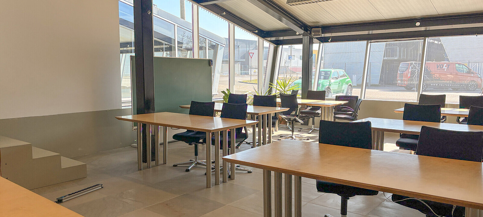 5F90470B-45B5-4EB8-97FA-B0992B21499F 5F90470B-45B5-4EB8-97FA-B0992B21499F