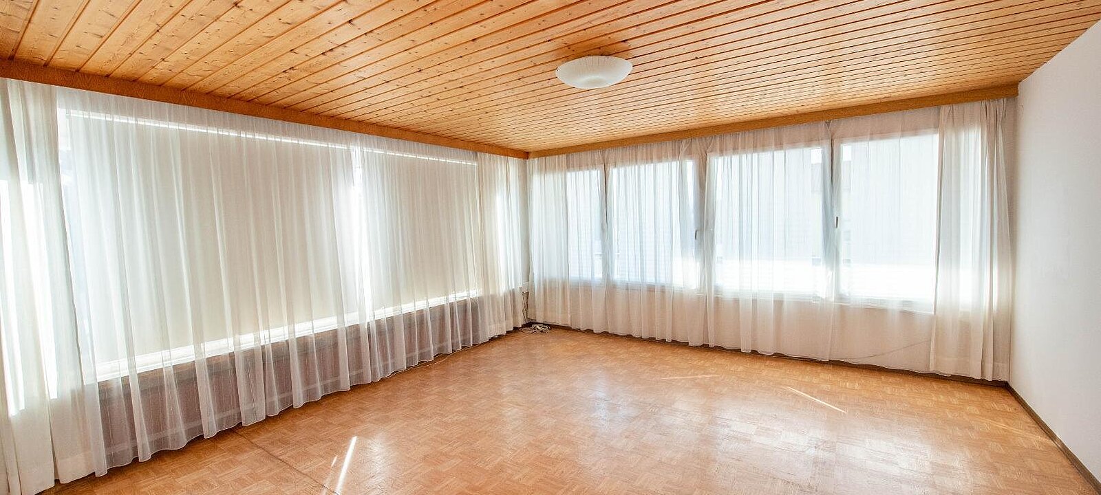 Büro im Hauptgebäude