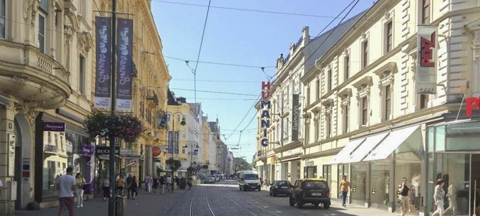 Blick Landstrasse Richtung Bahnhof