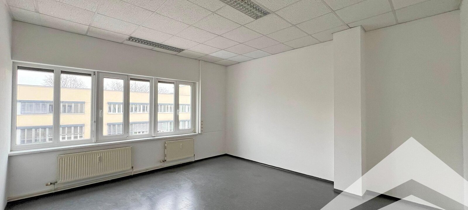 Büroraum Innenhof Büroraum Innenhof