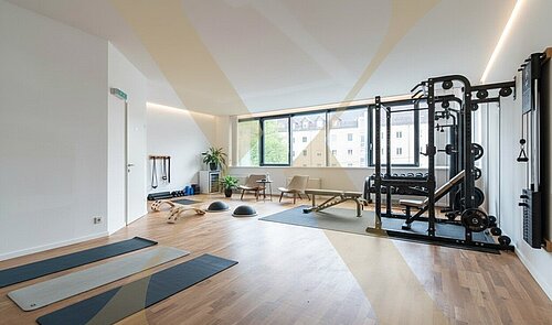 Bsp. Fitness - Visualisierung – Einrichtung mittels KI ergänzt