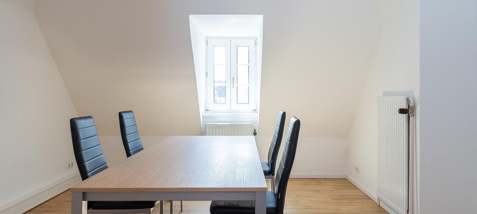 Büroraum 4 Büroraum 4