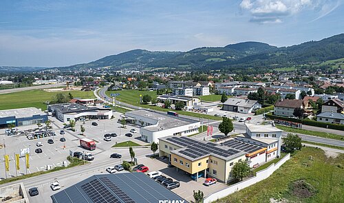 Bürogebäude in sichtbarer Lage von Micheldorf